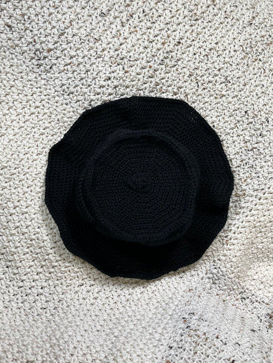 Oma Black Adult Bucket Cap